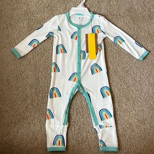 Kyte baby snap romper in *LE* jade rainbow (size 6-12 mo)